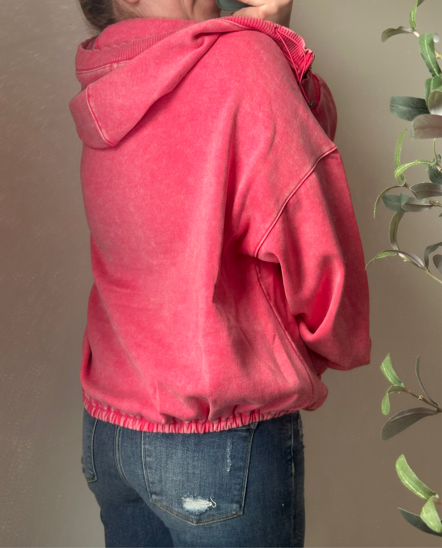 Bryn Acid Wash Pullover